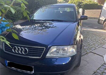 Audi A6 2.4 multitronic -