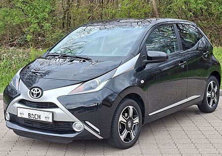 Toyota Aygo (X) -clusiv*KAMERA*SCHECKHEFT*TÜV 07.2027*