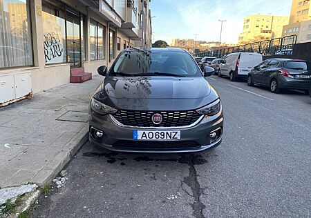 Fiat Tipo 1.6 MultiJet S-DESIGN S-DESIGN