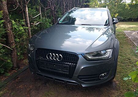Audi A4 Allroad 2.0 TFSI S tronic quattro -
