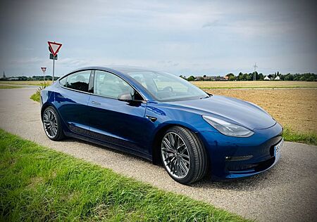 Tesla Model 3 Allradantrieb Dualmotor Performance TOP!