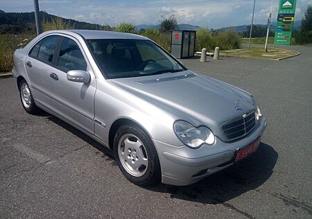 Mercedes-Benz C 220 CDI W203 österreichische Papiere