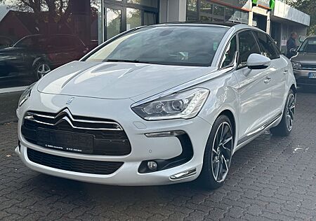 Citroën DS5 2.0HDI Aut. 1.HAND/ NAV/ PANO/ LEDER/ SPUR