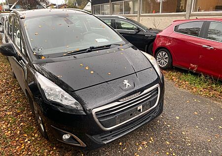 Peugeot 5008 2.0 Allure BlueHDi 150 Stop&Start
