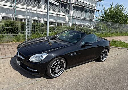 Mercedes-Benz SLK 250 Roadster CGI Harman Kardon