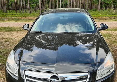 Opel Insignia 1.8 Design Edition Design Edition