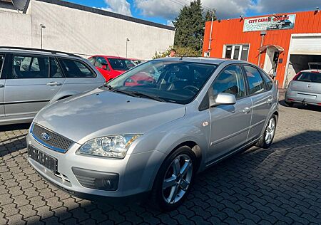 Ford Focus Lim. Titanium 2,0 *5-türig*