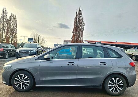 Mercedes-Benz B 180 *DCT*Navi*LED*Teilleder* PDC-CAM*SHZ