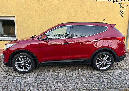Hyundai Santa Fe ,Prem.Auto,4x4,Navi ,Kamer.,Pano,Leder ,
