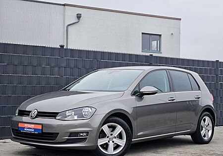 VW Golf Volkswagen VII 1.2 TSI Comfortline Life SHZ PDC 1.HAND