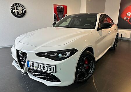 Alfa Romeo Giulia 2.0 Turbo Q4 AT8 Tributo Italiano