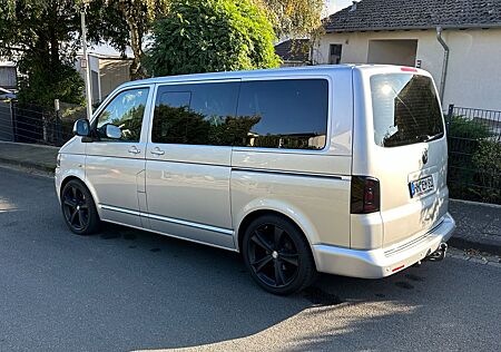 VW T5 Multivan Volkswagen Highline, el. Schiebetüren, u.v.m.
