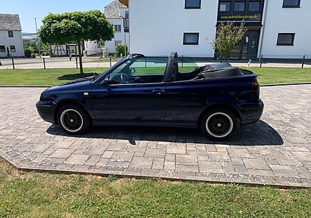 VW Golf Volkswagen Cabriolet TÜV neu 07/27