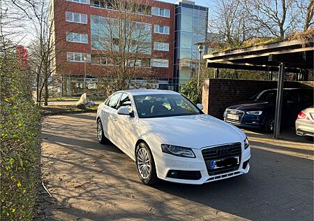 Audi A4 B8 TOP Zustand 1,8 Turbo Motor 160Ps CarPlay