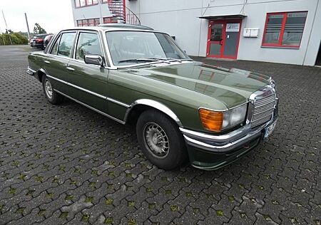Mercedes-Benz 280 SE 116