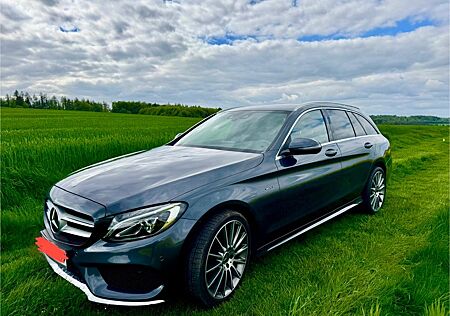 Mercedes-Benz C 250 T AMG Line Airmatic Standheiz. Topausst.