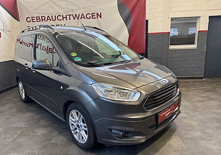 Ford Tourneo Courier Titanium
