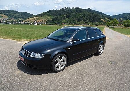 Audi A4 Avant 2.4 Automatik Klima Tempomat Navi eFH