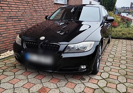 BMW 318i -