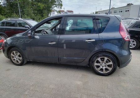 Renault Scenic III Dynamique+NAVI+TEMPOMAT+KLIMAAUTOMATI