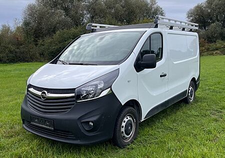 Opel Vivaro Transporter