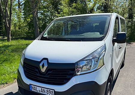 Renault Trafic 1.6 dCi | Baujahr 2017 | 9 Sitze