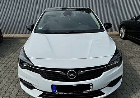 Opel Astra 1.2 Direct Turbo Design & Tech