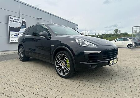 Porsche Cayenne S E-Hybrid S