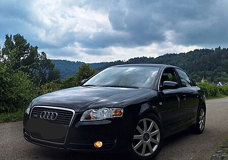 Audi A4 2.0 S line Teilleder, AHK, Tempomat