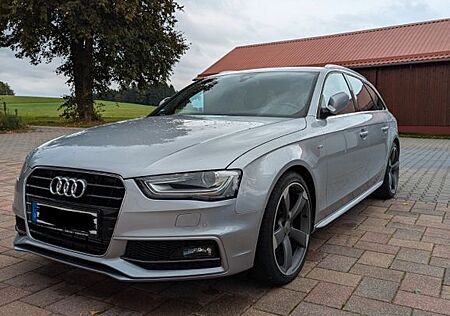 Audi A4 2.0 TDI S line Avant ACC