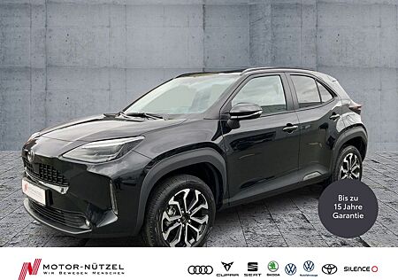 Toyota Yaris Cross 1.5HybridBLACK&WHITE LED+NAV+ACC+RFK