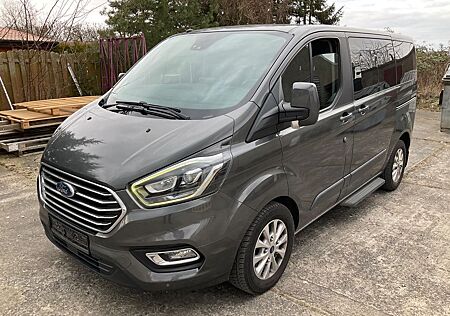 Ford Transit /Tourneo Custom .Motor 50000. km.9 sitzer