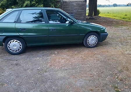 Opel Astra F CC 1.6 GL Oldtimer HU 04,26