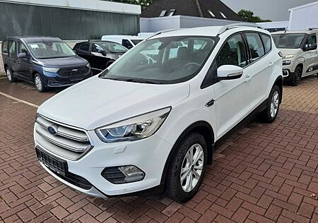 Ford Kuga 1.5 EcoBoost 2x4 Aut. Titanium