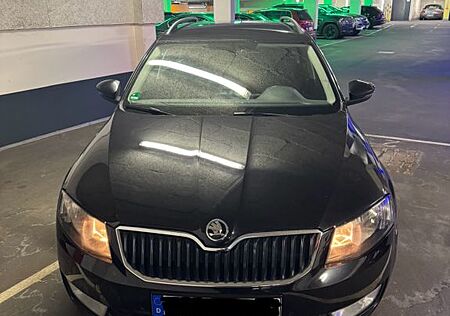 Skoda Octavia 1.6 TDI Ambition Combi Ambition