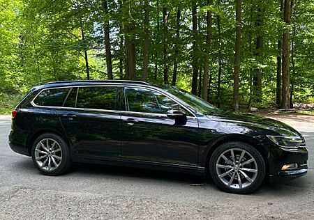 VW Passat Variant Volkswagen B8 2.0 TDI 150ps TÜV KOMBI R GOLF