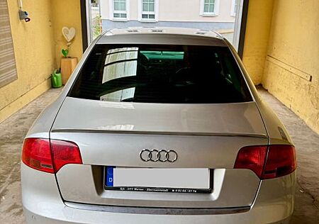 Audi A4 B7 2.0 TDI 16V (BLB) mit echte Kilometer