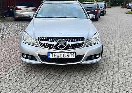 Mercedes-Benz C 200 CDI T BlueEFFICIENCY -
