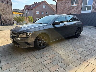 Mercedes-Benz CLA 200 Shooting Brake CLA 200 d DCT Shootin...