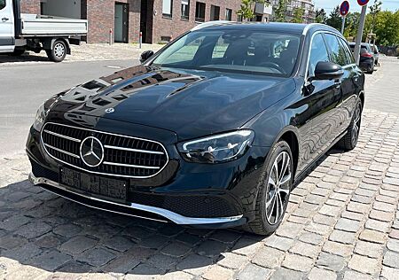 Mercedes-Benz E 300 de T 4Matic Volleder/AHK/Memory/360°