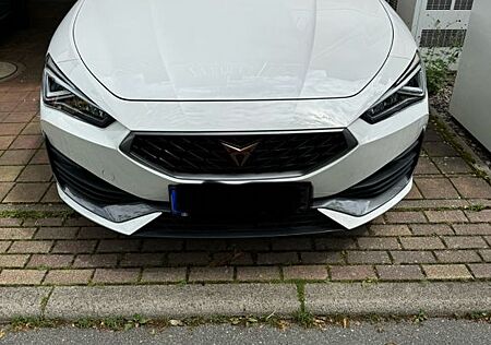 Cupra Leon 1.4 e-HYBRID 180kW DSG Sportstourer -