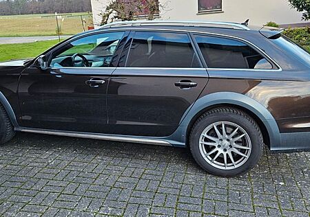 Audi A6 Allroad 3.0 TDI quattro 180kW clean d. S ...