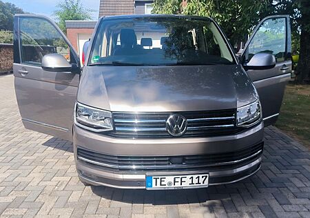 VW T6 Multivan Volkswagen 2.0 TDI DSG Highline