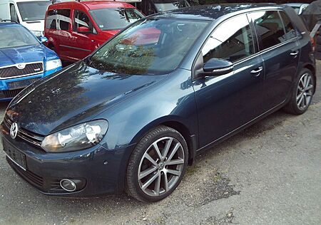 VW Golf Volkswagen 1.6 TDI DSG Team