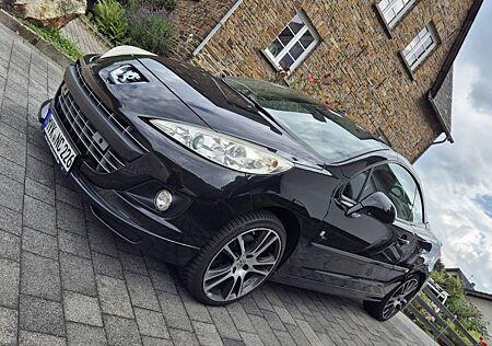 Peugeot 207 CC Black & White Edition 120 Black & Whi...