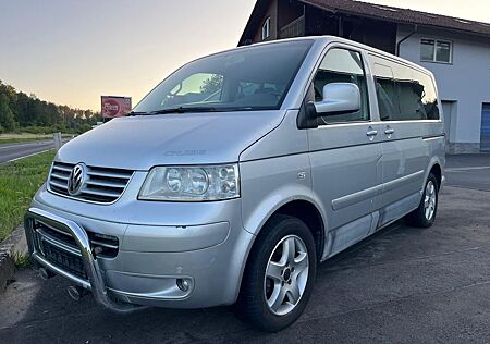 VW T5 Multivan Volkswagen *2.HA*2x Schiebetür*AHK*4ZonenKlima