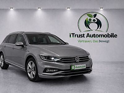 Volkswagen Passat Variant Elegance MATRIX CAM ACC AHK PANO