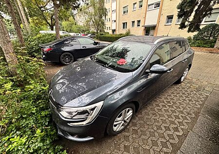 Renault Megane ENERGY TCe 130 Grandtour
