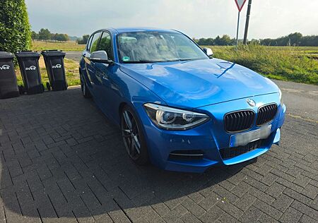 BMW M135i - 19"//Alcantara//TÜV neu
