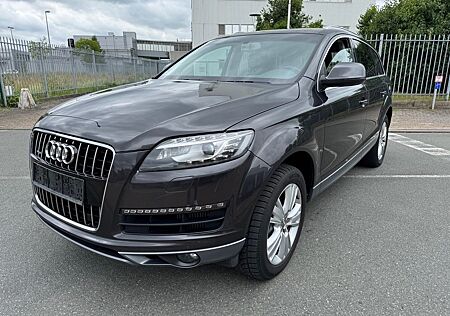 Audi Q7 3.0 TDI quattro Kamera AHK Navi TÜV Neu